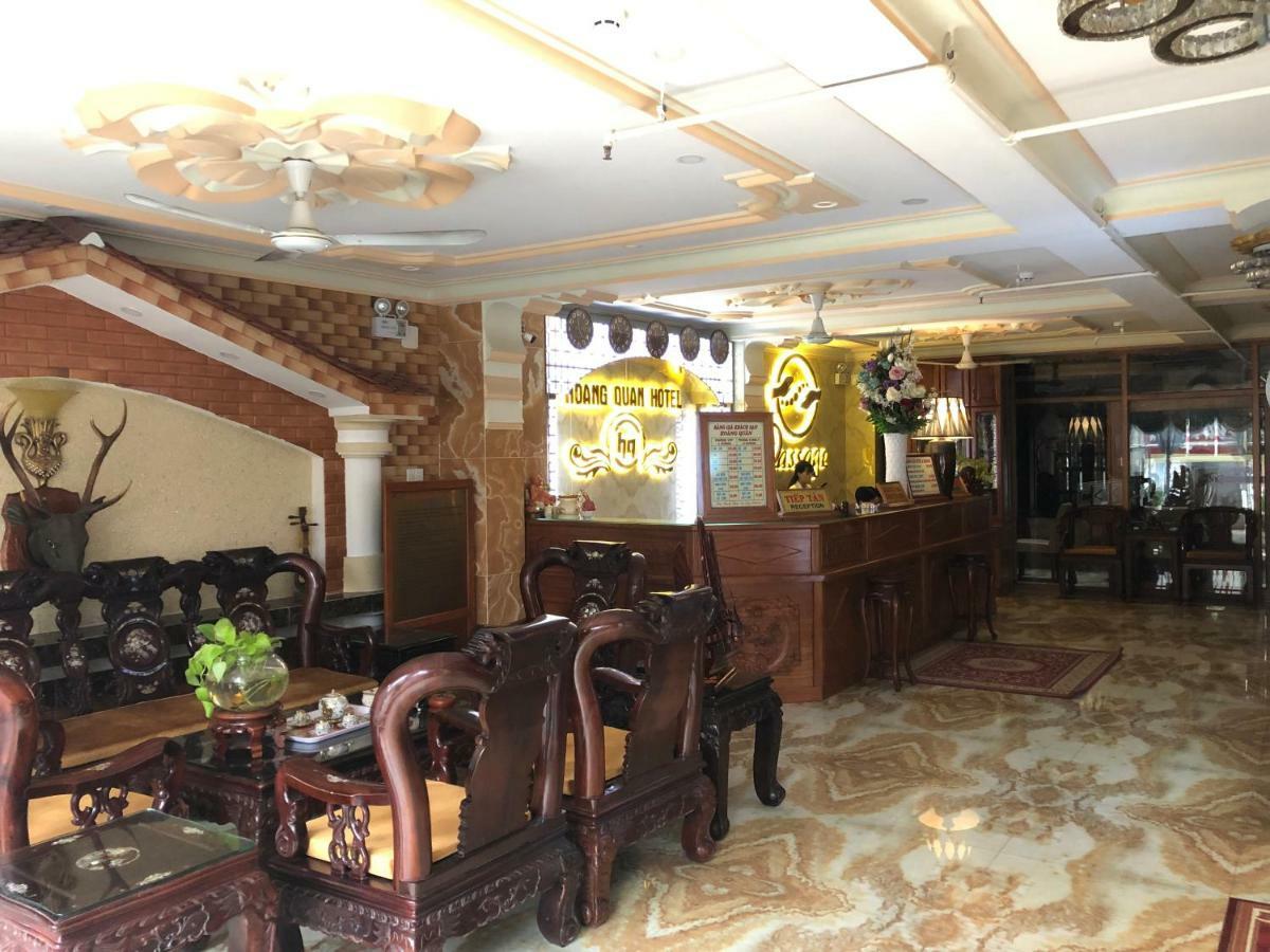 Hoang Quan Hotel Хошимин Екстериор снимка