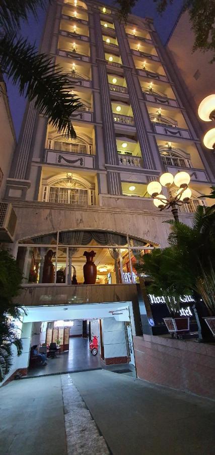 Hoang Quan Hotel Хошимин Екстериор снимка