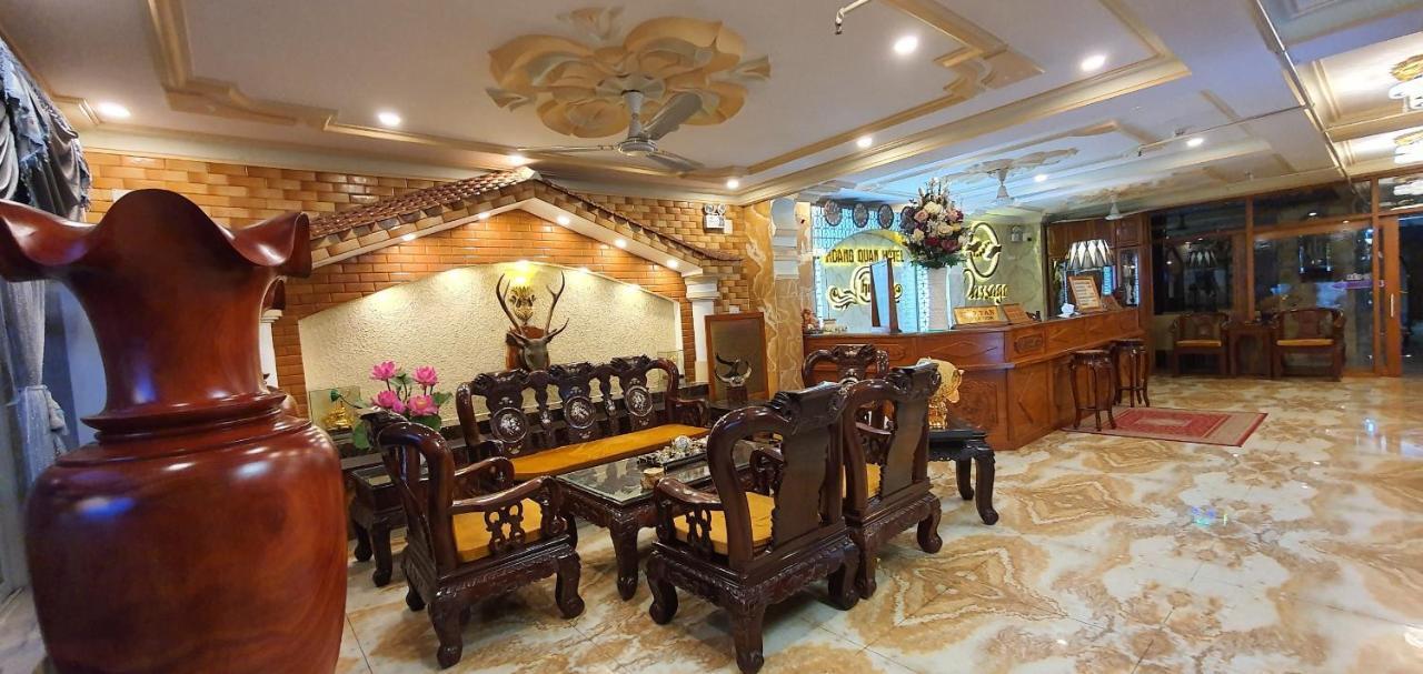 Hoang Quan Hotel Хошимин Екстериор снимка